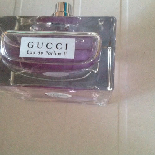 Продам аромат Gucci eau de Parfum 2 75ml.