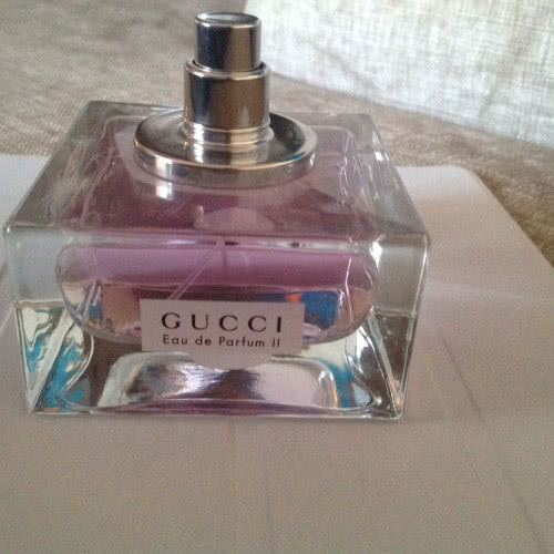 Продам аромат Gucci eau de Parfum 2 75ml.
