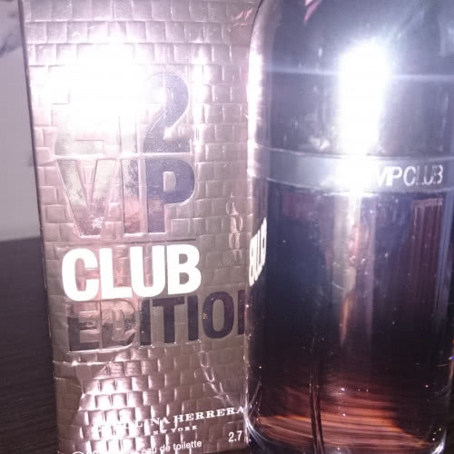 Продам 212 VIP Club Edition Carolina Herrera