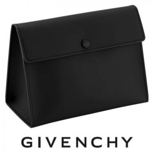 Большая черная косметичка Givenchy на кнопке. 15х11х5 см.