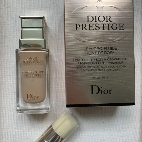 Dior Prestige le micro-fluide teint de rose 2N