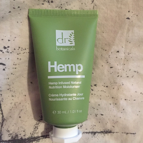 Dr Botanicals, Apothecary Hemp Infused Natural Nutrition Moisturiser (30 мл)