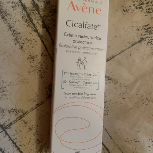 Avene, CICALFATE + Revitalizing Protective Cream,40мл СНИЖЕНА ЦЕНА ПО СРОКУ