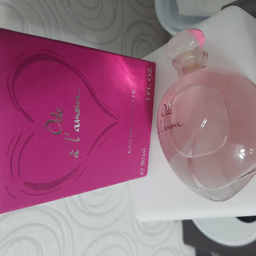 Продам Yves Rocher edt 30 ml Ode a L'Amour