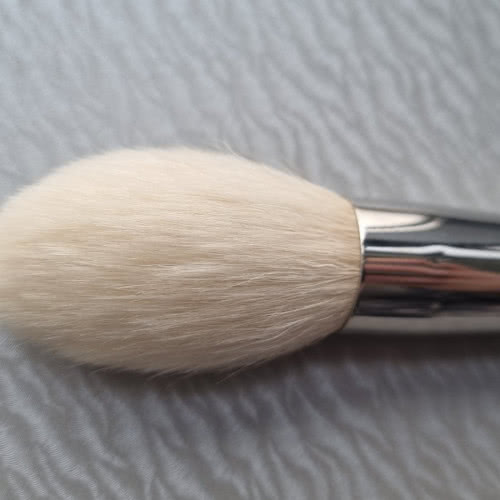 Hakuhodo B103 Pointed Powder Blush Brush