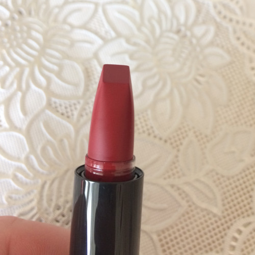 Новая миниатюра Shiseido ModernMatte Powder Lipstick Матовая губная помада -516 Exotic red