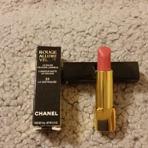 Помада Chanel Rouge Allure Velvet оттенок 33 La Distinguee