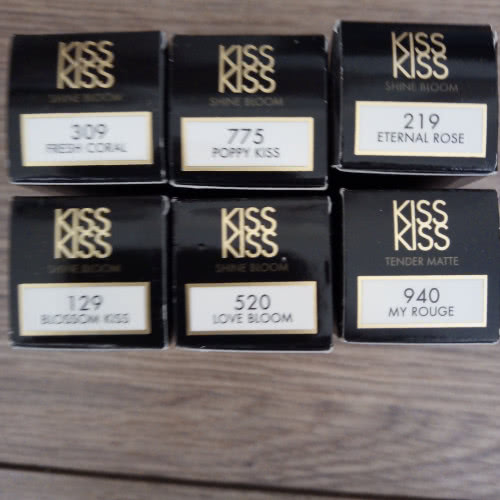 Guerlain Помада KISS KISS SHINE BLOOM # 520,#940,#775