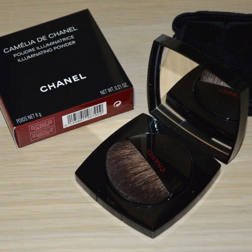 Бутиковый хайлайтер Camelia de Chanel новый