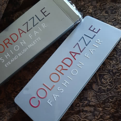 Fashion Fair ColorDazzle™ Eye and Blush Palette