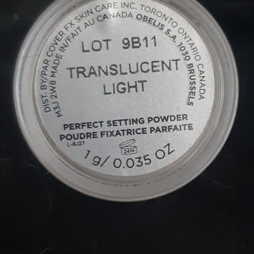 Cover FX Perfect Setting Powder Translucent Light