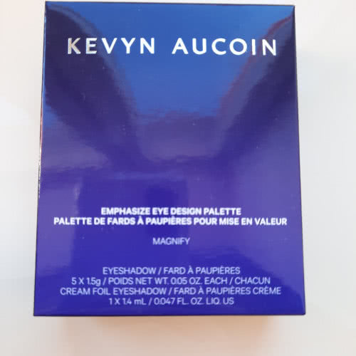 Kevyn Aucoin emphasize eye palette MAGNIFY