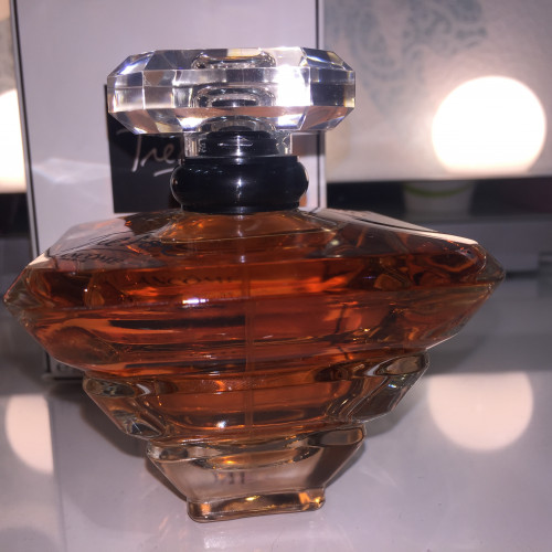 Tresor Lumineuse Eau de Parfum 100 ml. Лимитка.