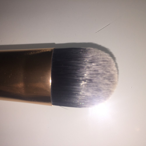 Real techniques Tapered foundation brush