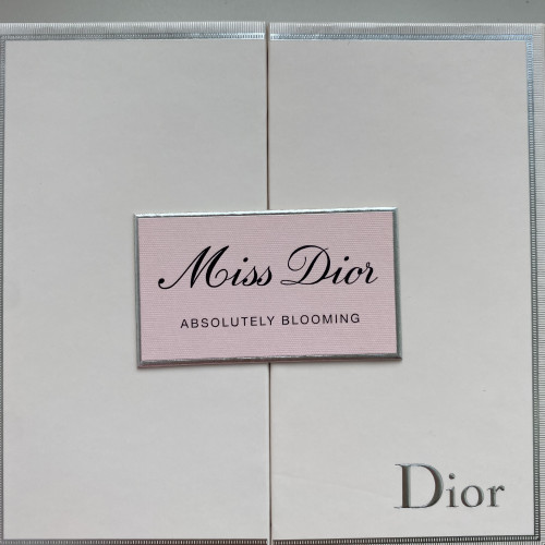Аромат Miss Dior
