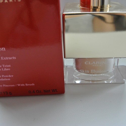 Пудра Clarins The Skin Illusions Mineral & Plant Extracts Loose Powder Foundation 107 beige