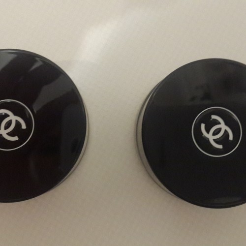 Лимитированные кремовые тени Chanel: 857 rouge noir и 118 moonlight pink