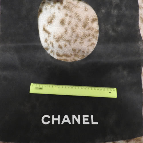 Защитный  нагрудный фартук  для макияжа Chanel -личная коллекция