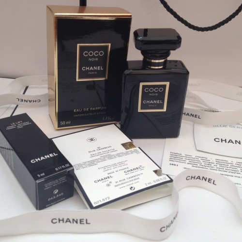 Парфюмерная вода Coco Noir Chanel с подарками