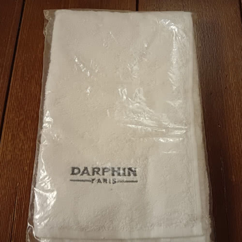 Полотенце darphin