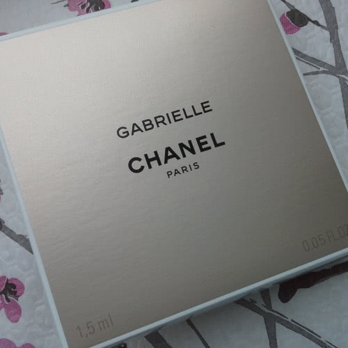 Шанель: браслет и пробирка Габриэль