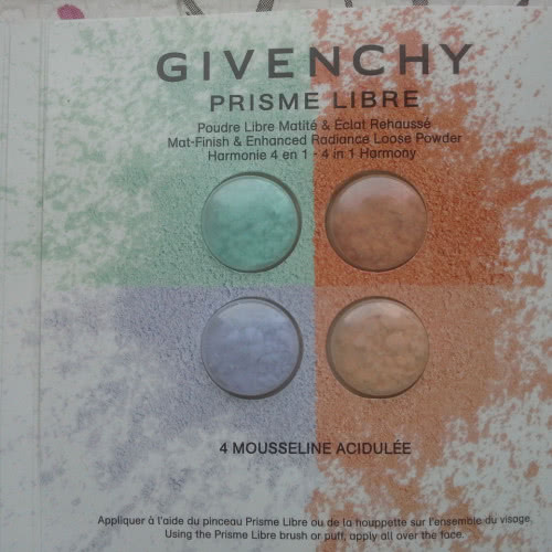 Givenchy, образец пудры тон 4