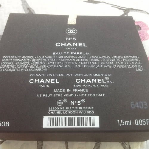 Chanel миниатюра N5 в новогоднем исполнении edp 1,5ml