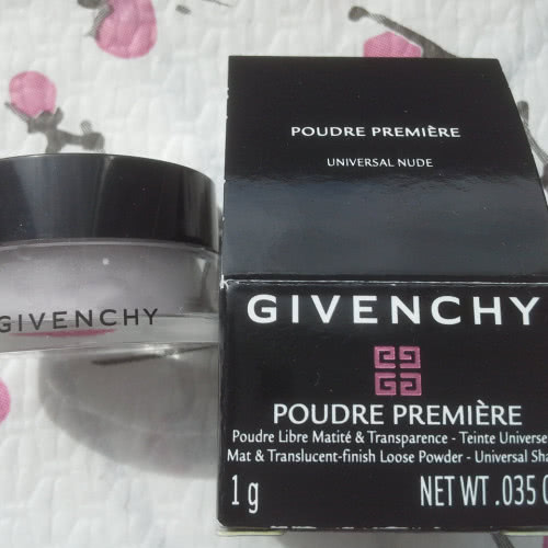 Givenchy, косметичка с миниатюрами декора
