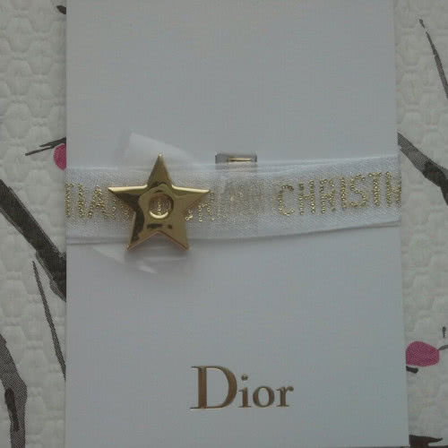 Диор, браслет с шармом-звездой