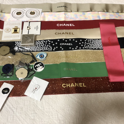 Chanel, украшения на пакеты, ленты, коробки, пробники туши, гидрофильного масла 5 шт., смывки для глаз  Chanel
