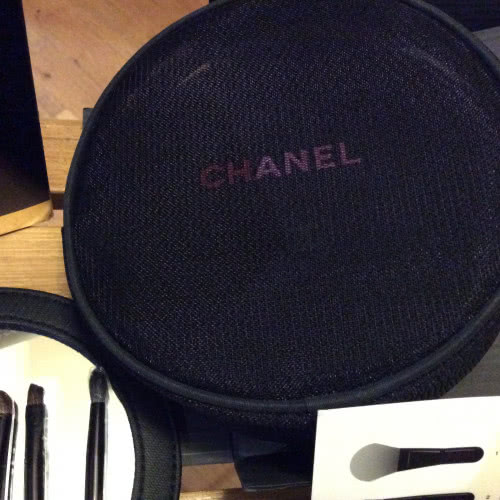 Рождественский набор кистей Chanel 2015 года (Руж нуар)