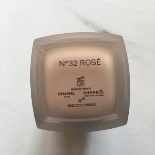 Chanel Les Beiges Healthy Glow Foundation 32 Rose