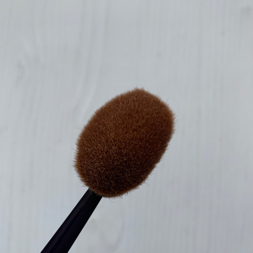 кисть BY TERRY Soft Oval Expert Brush