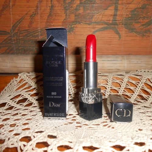 Продам помаду Dior Rouge Dior Couture Colour Voluptuous Care Lipstick № 869 Rouge Massaï