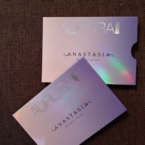 Anastasia Beverly Hills Aurora Glow Kit палетка хайлайтеров