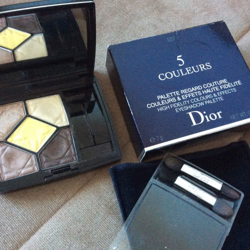 Палетка теней Dior 557. Цена с доставкой!!!