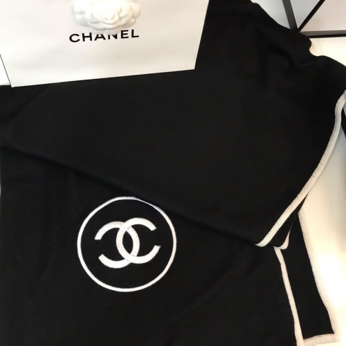 Кашемировый палантин Chanel Vip Gift