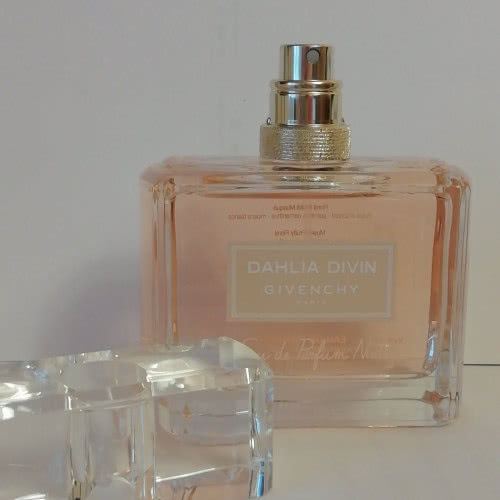 Dahlia Divin Nude by Givenchy EDP 75 ml