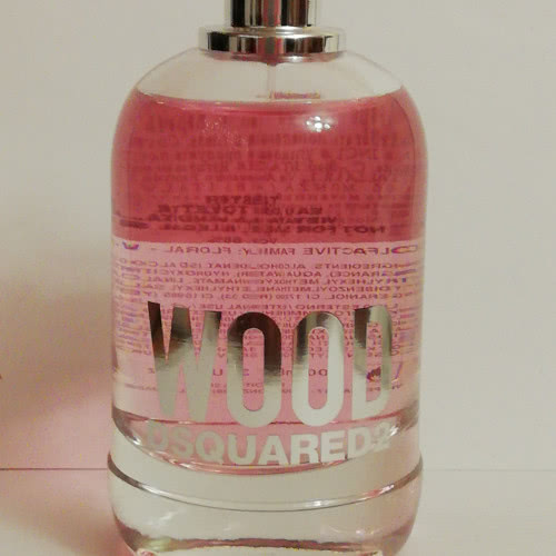 Wood pour Femme  by Dsquared2 EDT 100 ml