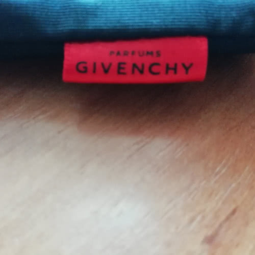 Trousse givenchy