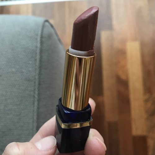 Помада Estée Lauder Pure Color Long lasting lipstick