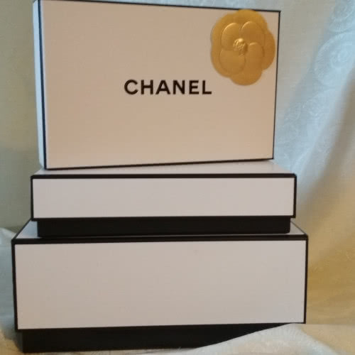 Подарочные коробки Шанель