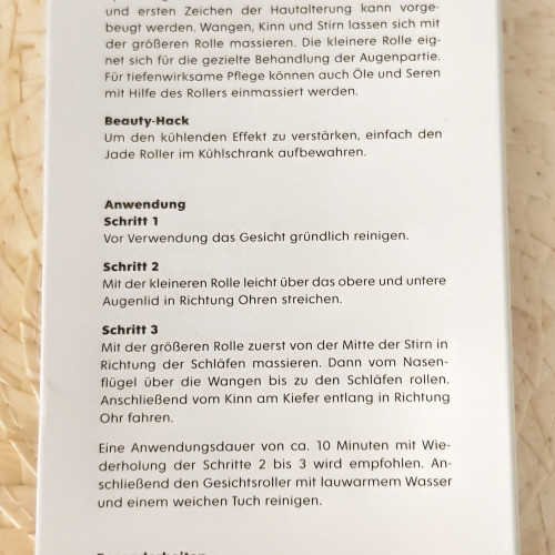 Нефритовый ролик для лица, шеи и глаз, Германия. Новый.