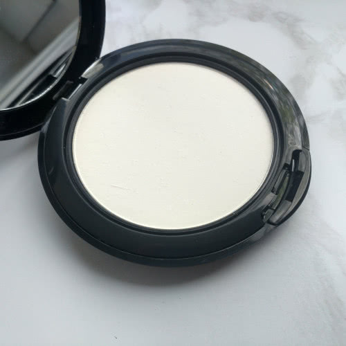ARTDECO Setting Powder Compact пудра для фиксации макияжа