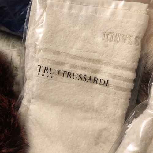 Комплект полотенец Trussardi оригинал
