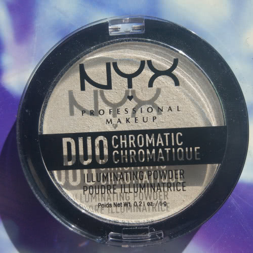 Nyx duo chromatic illuminating powder 01 twilight tint