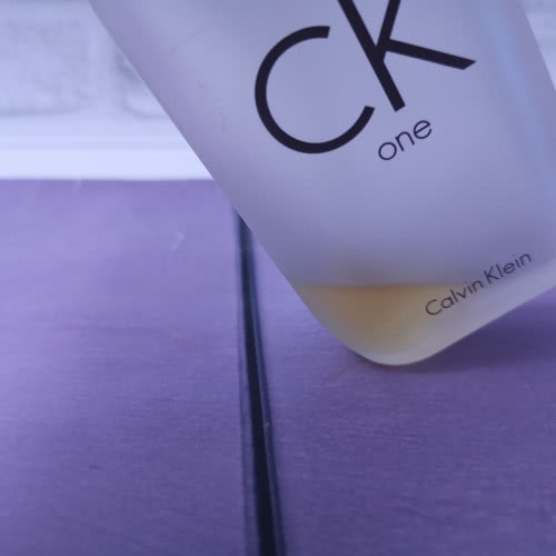 CK One Calvin Klein туалетная вода