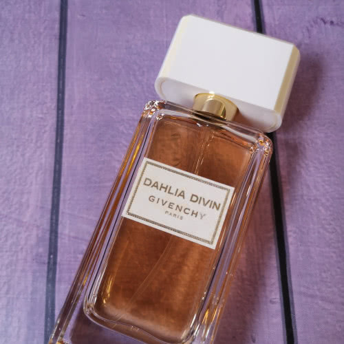 Dahlia Divin Givenchy EDP. Первый выпуск аромата!
