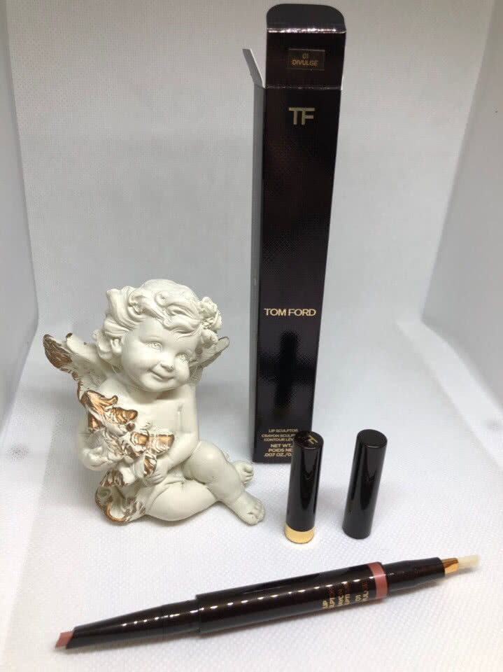 Tom Ford карандаш для губ lip sculptor