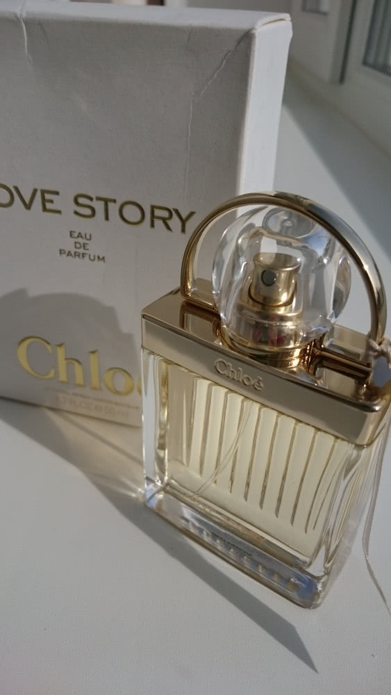 Продам парфюм Chloe Love Story для женщин